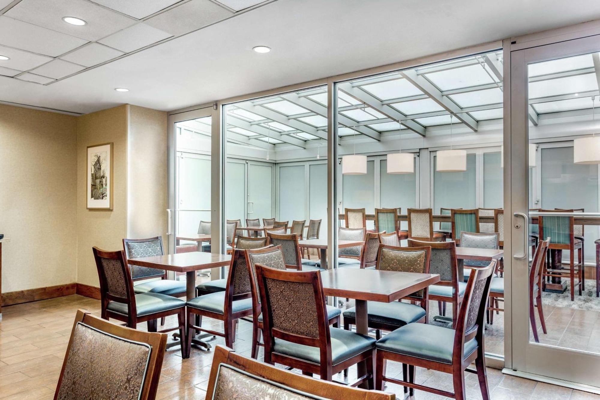 Hampton Inn Manhattan Grand Central Нью-Йорк Екстер'єр фото