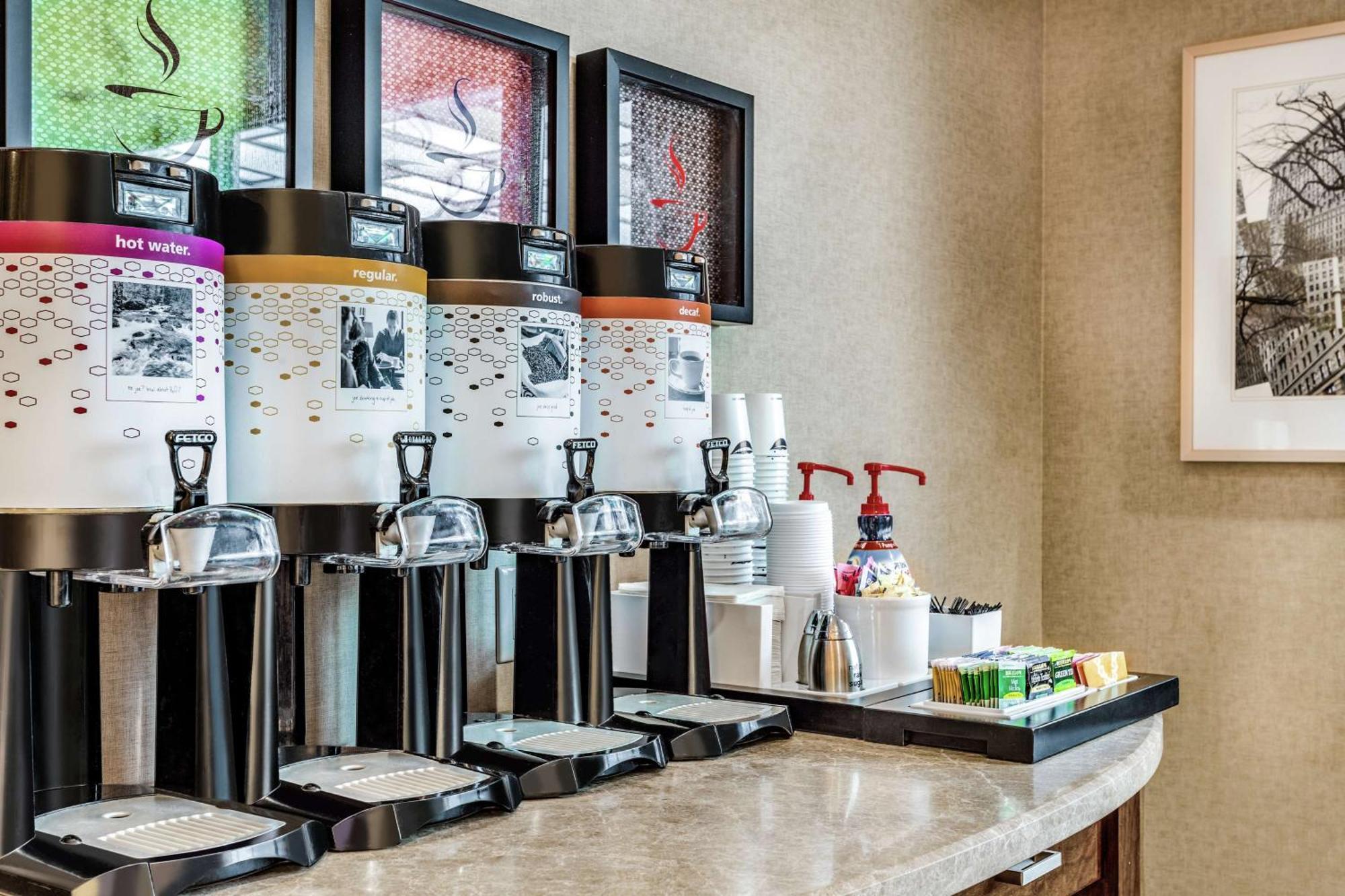 Hampton Inn Manhattan Grand Central Нью-Йорк Екстер'єр фото