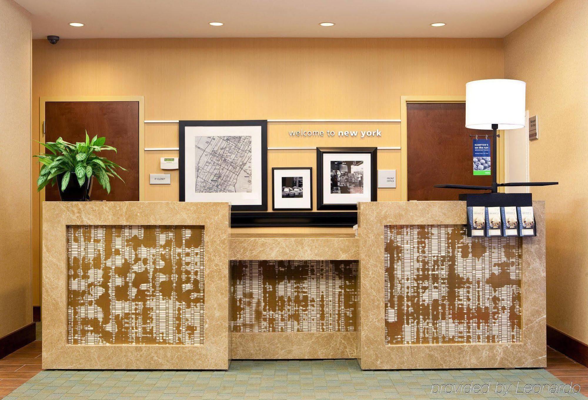 Hampton Inn Manhattan Grand Central Нью-Йорк Екстер'єр фото