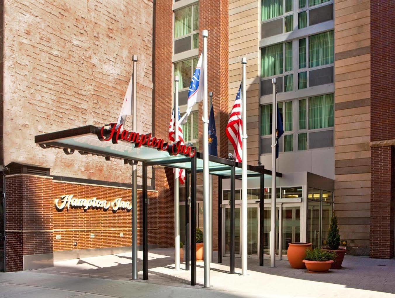 Hampton Inn Manhattan Grand Central Нью-Йорк Екстер'єр фото